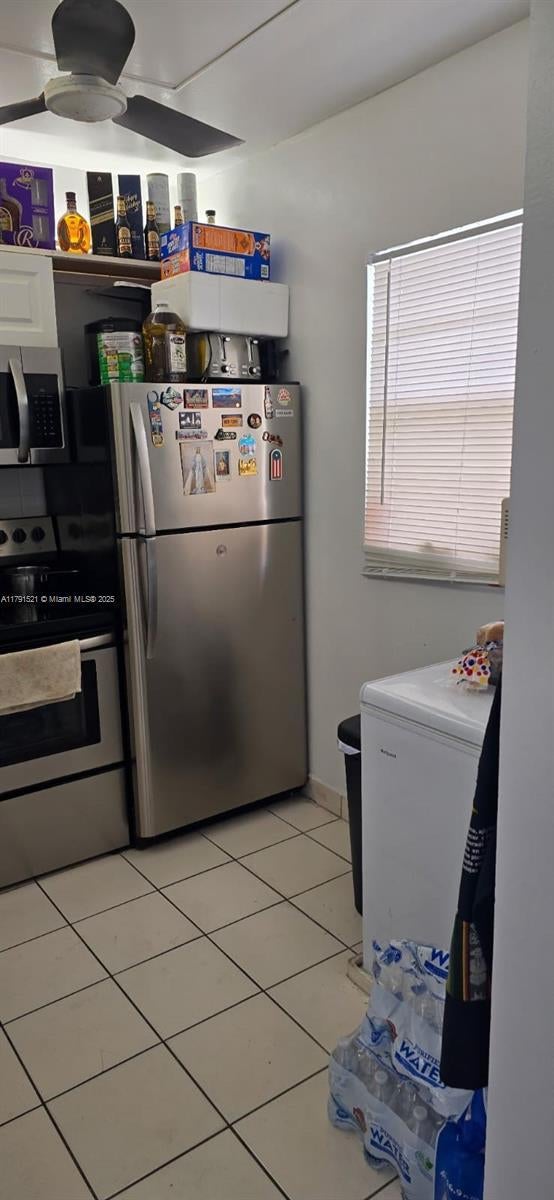 3 of 12 - 4805 Nw 35th St 610, Lauderdale Lakes, FL