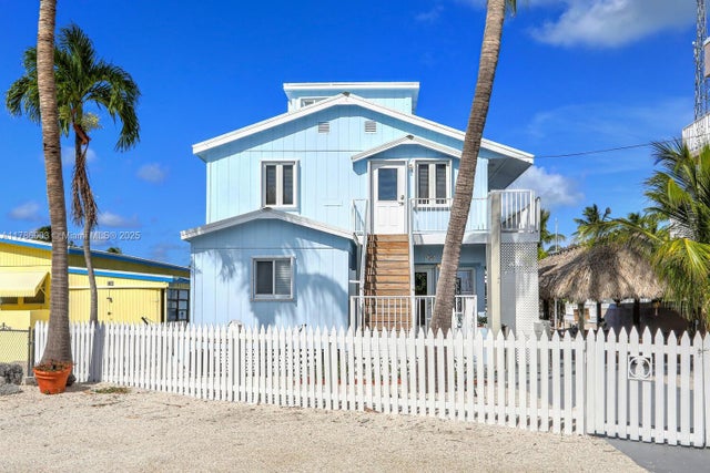 1 of 51 - 126 Guilford Ct, Tavernier, FL
