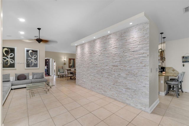 5 of 49 - 19302 Sw 292nd St, Homestead, FL