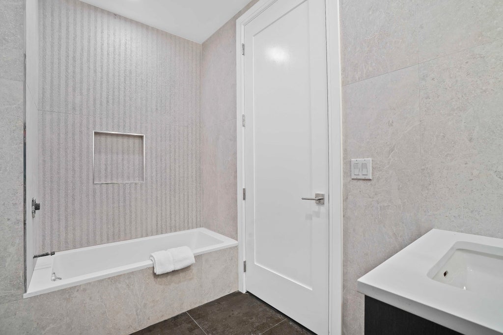 21 of 27 - 1712 10th Avenue 2c, New York City, NY