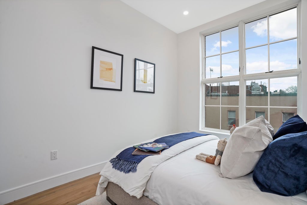 23 of 27 - 1712 10th Avenue 2c, New York City, NY
