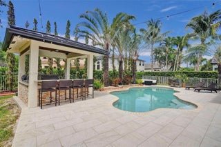 Photo of Listing #A11791923