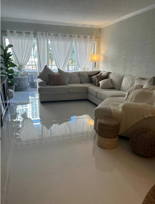 2 of 9 - 1985 S Ocean Dr 2b, Hallandale Beach, FL