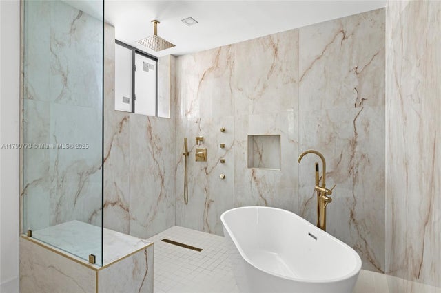 2 of 30 - 19601 E Saint Andrews Dr, Hialeah, FL