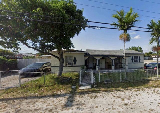 1 of 1 - 3555 Nw 92nd Ter, Miami, FL