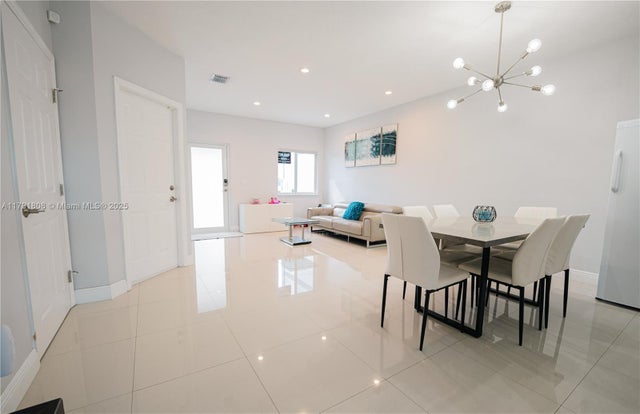 3 of 22 - 3891 Sw 147th Ave 13, Miami, FL