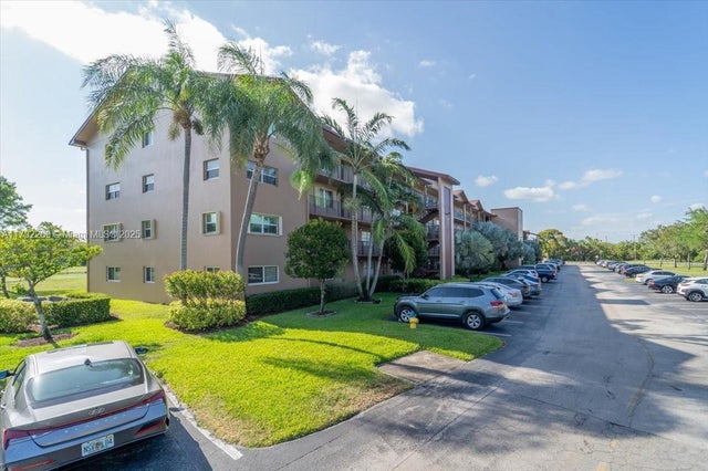 2 of 30 - 100 Sw 130th Ter 412c, Pembroke Pines, FL