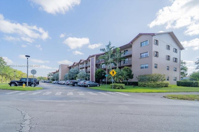 3 of 30 - 100 Sw 130th Ter 412c, Pembroke Pines, FL