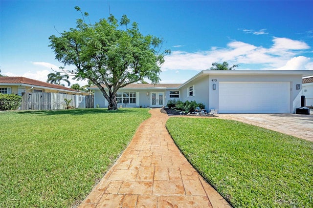 1 of 48 - 4701 Garfield St, Hollywood, FL