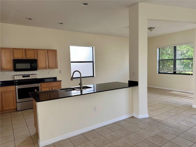3 of 25 - 9371 Sw 37th Ct, Miramar, FL