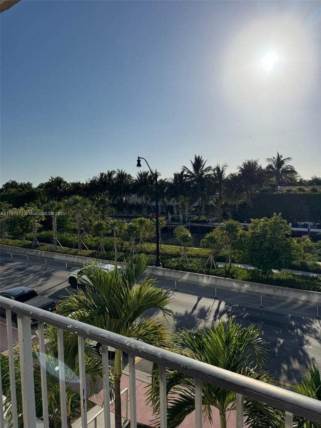 1 of 21 - 2939 Indian Creek Dr 307, Miami Beach, FL