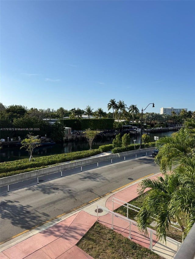 2 of 21 - 2939 Indian Creek Dr 307, Miami Beach, FL