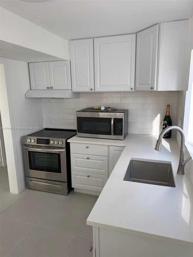 5 of 21 - 2939 Indian Creek Dr 307, Miami Beach, FL