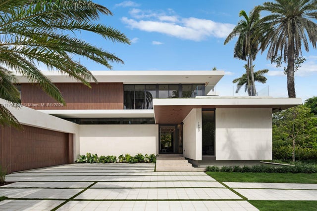 2 of 90 - 1800 W 27th Street, Miami Beach, FL