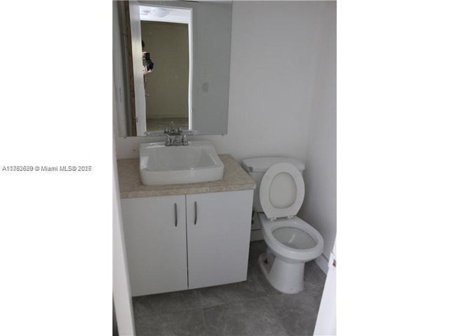 3 of 7 - 11905 Ne 2nd Ave C206, North Miami, FL