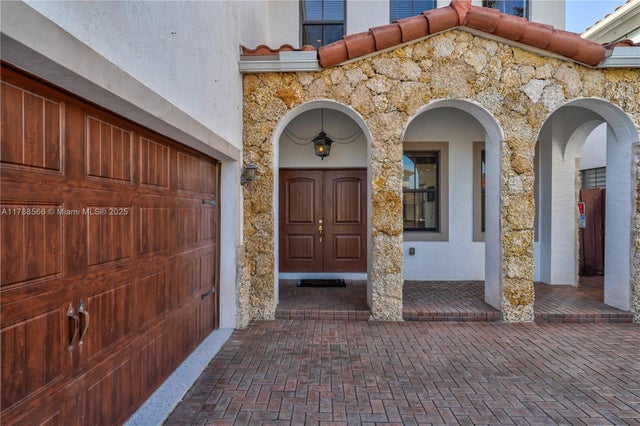 4 of 65 - 10371 Nw 10th St, Miami, FL