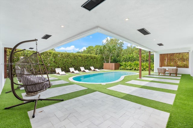2 of 21 - 2350 Ne 193 St, Miami, FL