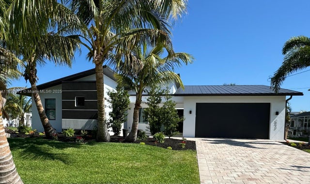 3 of 8 - 3823 Sw 3rd St, Cape Coral, FL