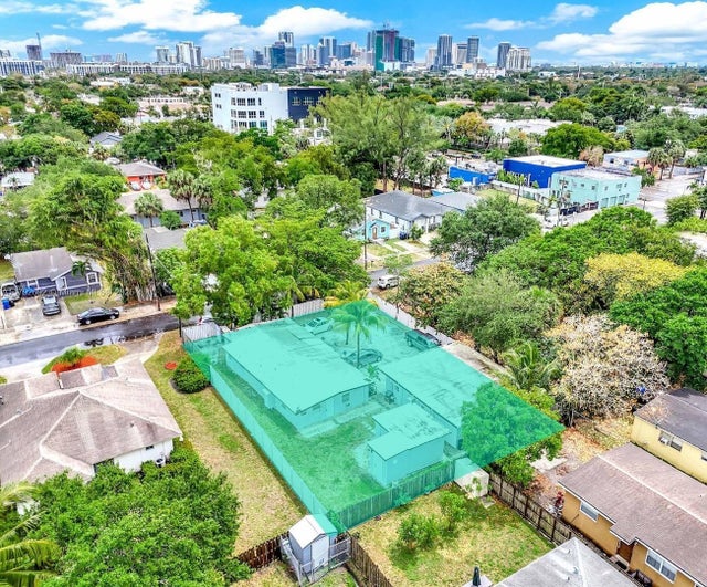1 of 3 - 633 Nw 15th Ave, Fort Lauderdale, FL