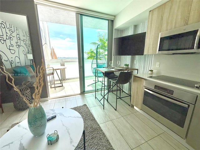4 of 39 - 3900 Biscayne Blvd N-723, Miami, FL