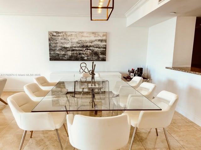 5 of 14 - 3330 Ne 190th St 716, Aventura, FL