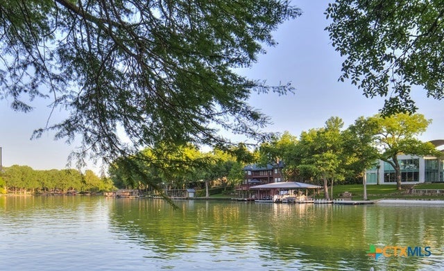 MLS Number 577962 on  in the city of McQueeney Homes for Sale by Woodlake #1, the zipcode of 78123