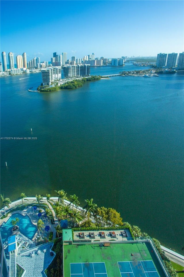 1 of 34 - 3370 Hidden Bay Dr 3109, Aventura, FL