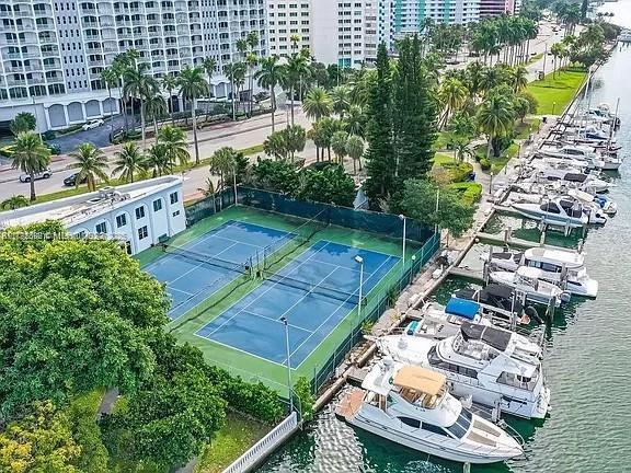 3 of 35 - 5401 Collins Ave 614, Miami Beach, FL
