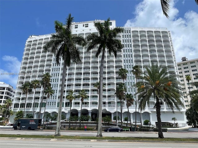 5 of 35 - 5401 Collins Ave 614, Miami Beach, FL