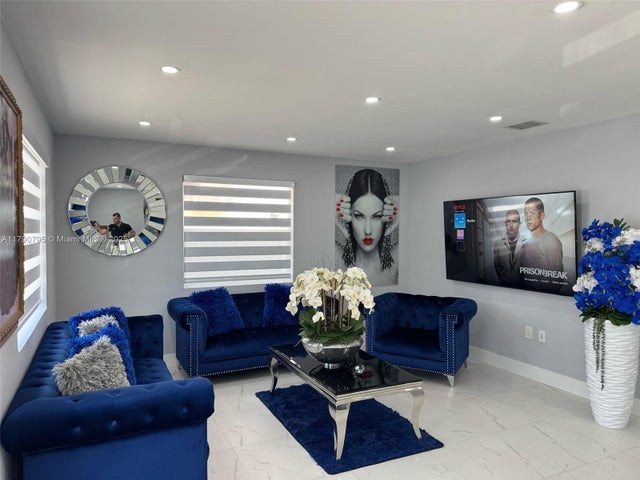 3 of 25 - 729 E 23rd St, Hialeah, FL