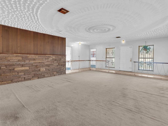 5 of 18 - 16191 Ne 11th Ave, North Miami Beach, FL