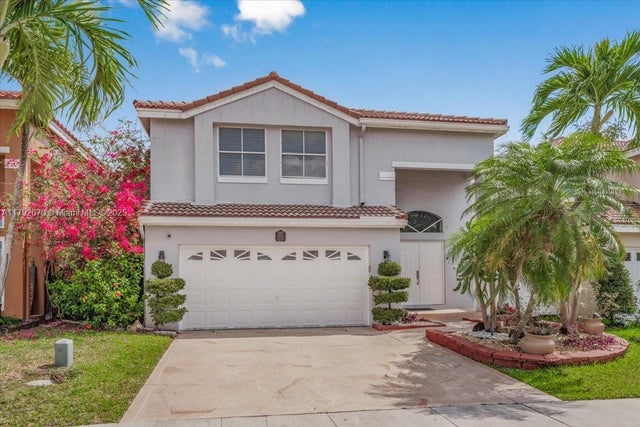1 of 26 - 1820 Vista Way, Margate, FL