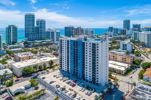 5 of 25 - 401 69th St 607, Miami Beach, FL