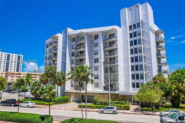 4 of 13 - 6801 Indian Creek Dr 405, Miami Beach, FL