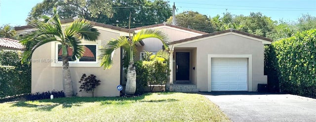 1 of 33 - 814 Capri St, Coral Gables, FL