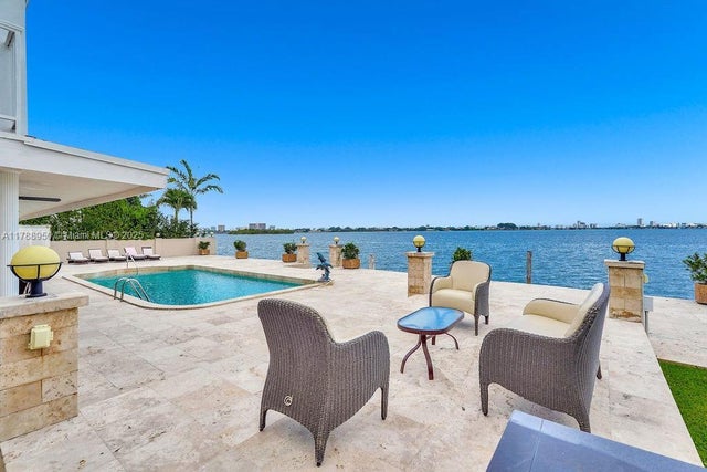 2 of 12 - 1990 Ne 119th Rd, North Miami, FL