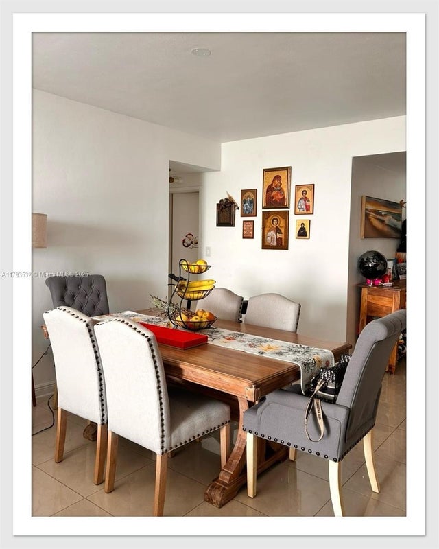 3 of 17 - 5825 Collins Ave Ph1b, Miami Beach, FL
