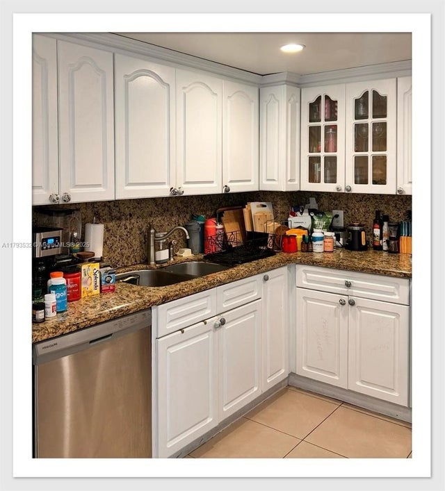 5 of 17 - 5825 Collins Ave Ph1b, Miami Beach, FL