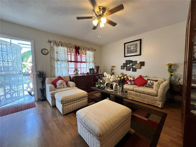 5 of 30 - 50 Nw 204th St 24, Miami Gardens, FL