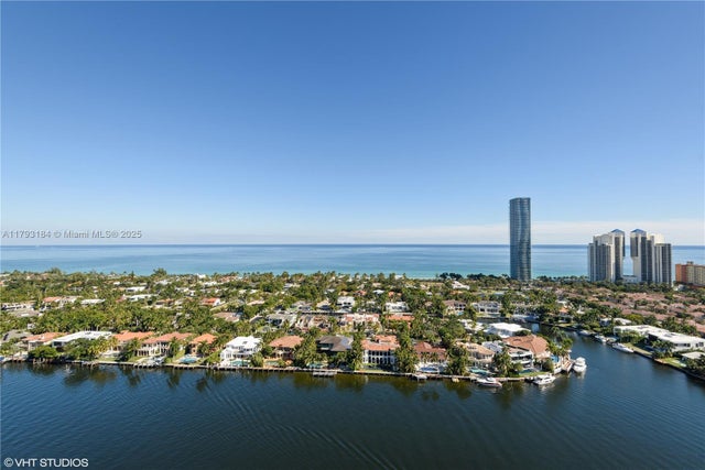 1 of 20 - 19707 Turnberry Way 28j, Aventura, FL