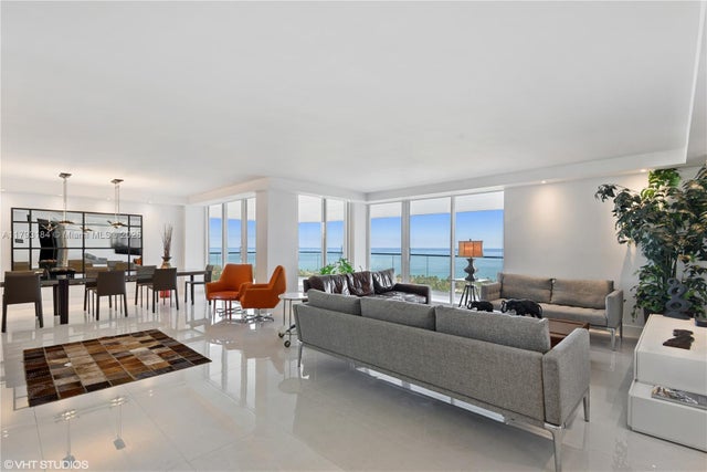 4 of 20 - 19707 Turnberry Way 28j, Aventura, FL
