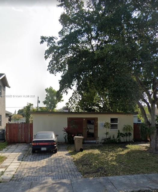 1 of 1 - 4230 Sw 57th Ave, Davie, FL