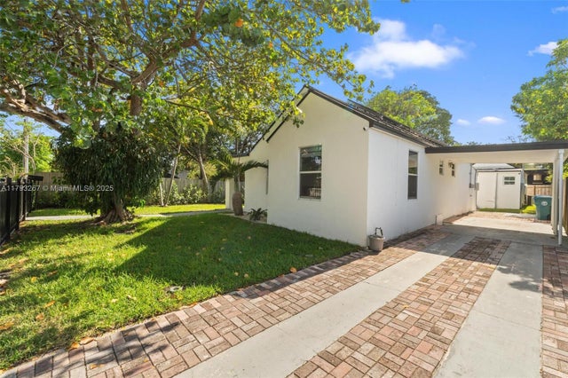 3 of 39 - 4430 Nw 1st Ave, Miami, FL