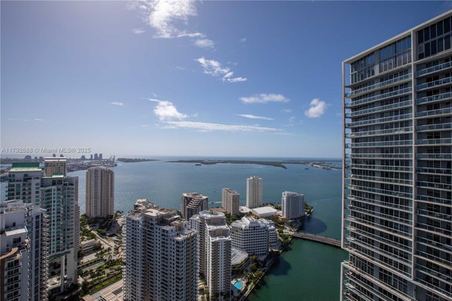 2 of 28 - 475 Brickell Ave 5007, Miami, FL