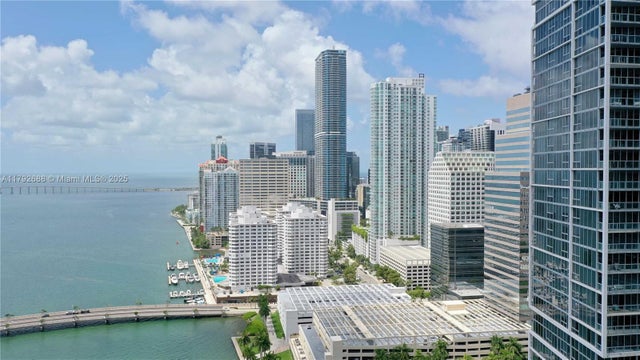 4 of 28 - 475 Brickell Ave 5007, Miami, FL