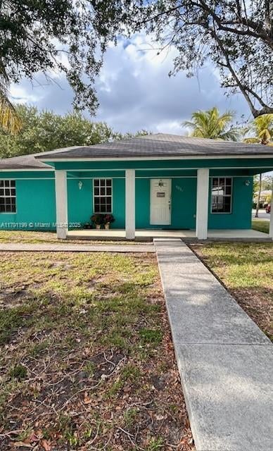 1 of 6 - 6001 Sw 66th St, South Miami, FL