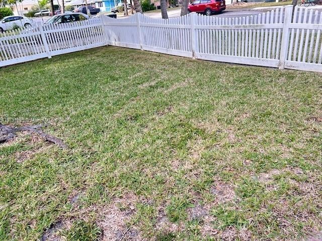 4 of 6 - 6001 Sw 66th St, South Miami, FL