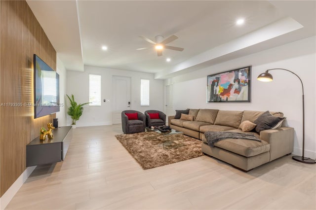 4 of 39 - 4405 Jacaranda Pkwy W, Cape Coral, FL