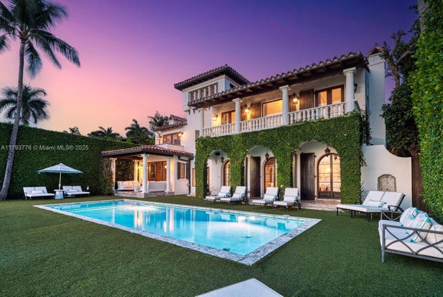 1 of 17 - 5396 N Bay Rd, Miami Beach, FL