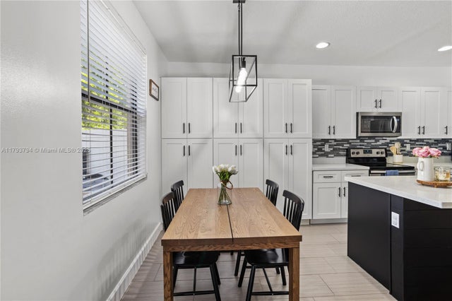 5 of 34 - 4859 Nw 55th Pl, Tamarac, FL